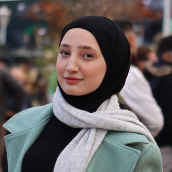 آية أيمن دقماق